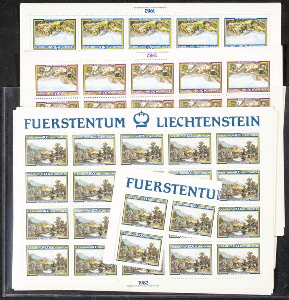1009 | Liechtenstein. Stock de Series y Sellos