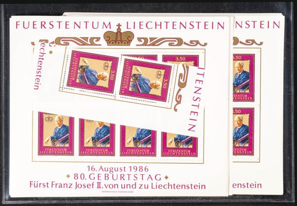 1032 | Liechtenstein. Stock de Series y Sellos