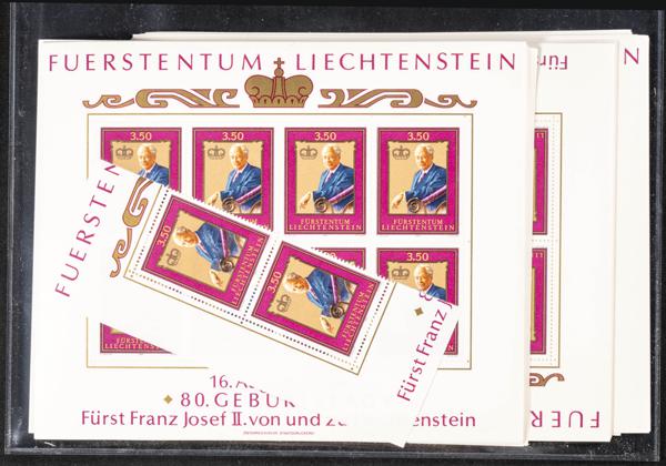 1033 | Liechtenstein. Stock de Series y Sellos