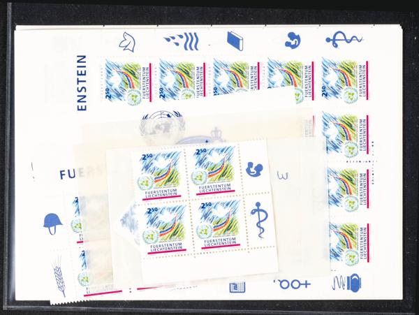 1060 | Liechtenstein. Sets and stamps stock