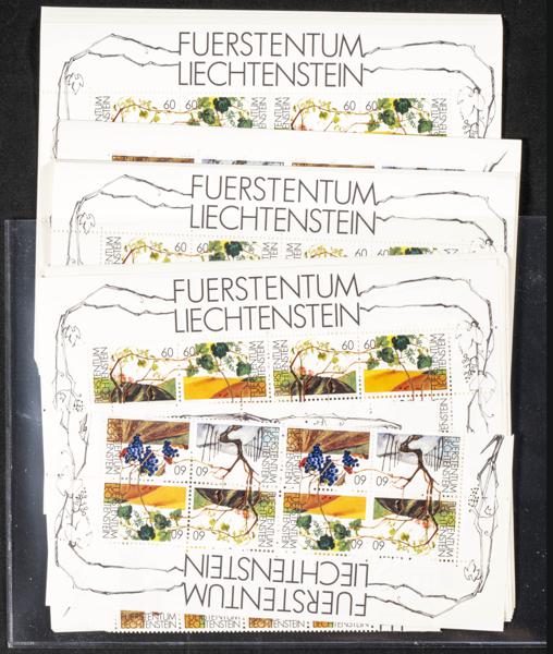 842 | Liechtenstein. Stock de Series y Sellos